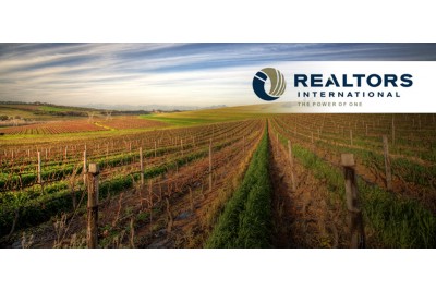 Realtors International D'Aria Winery